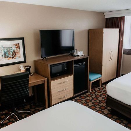 Radisson Hotel St Paul Downtown Сейнт Пол Екстериор снимка