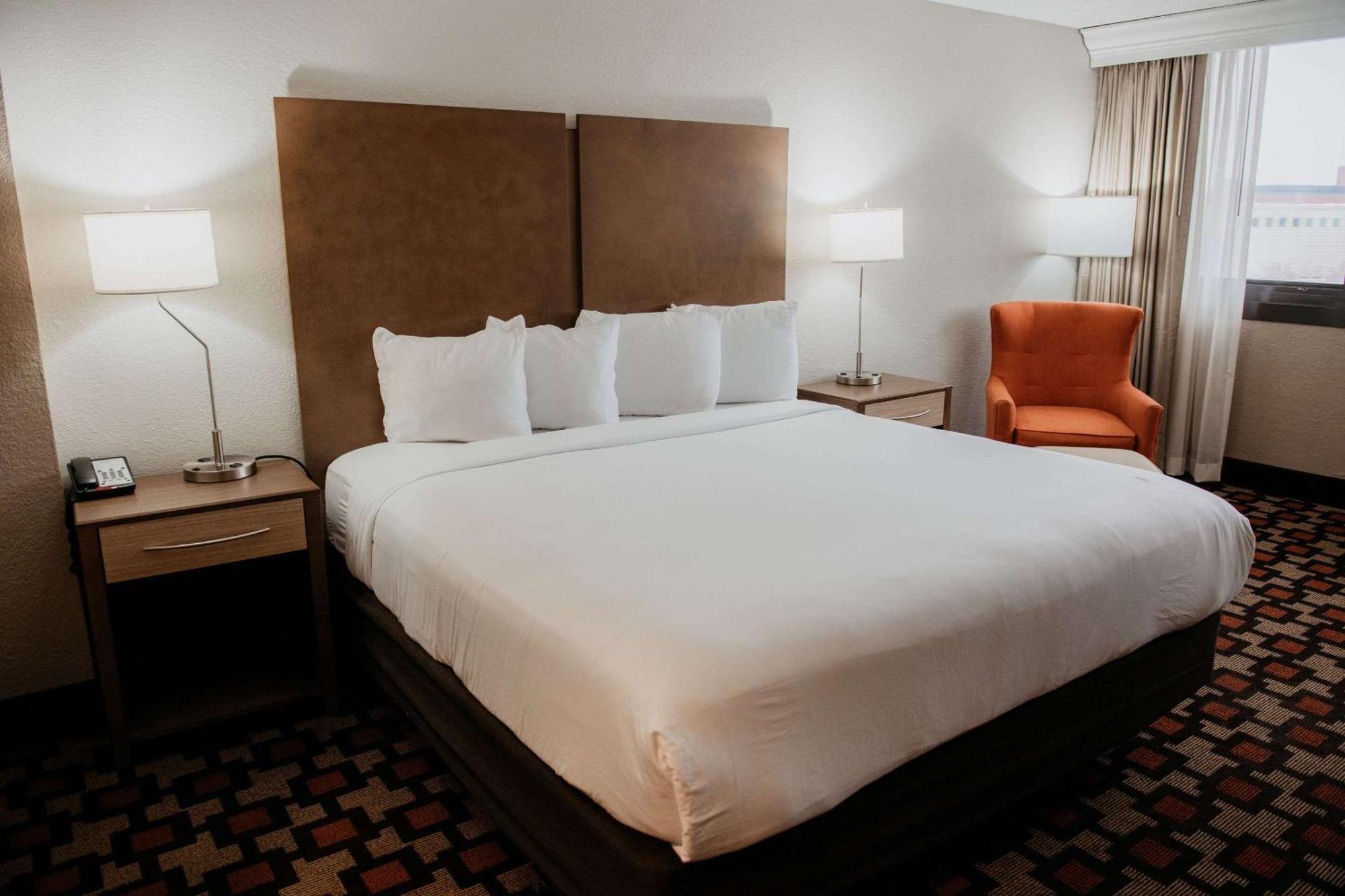 Radisson Hotel St Paul Downtown Сейнт Пол Екстериор снимка
