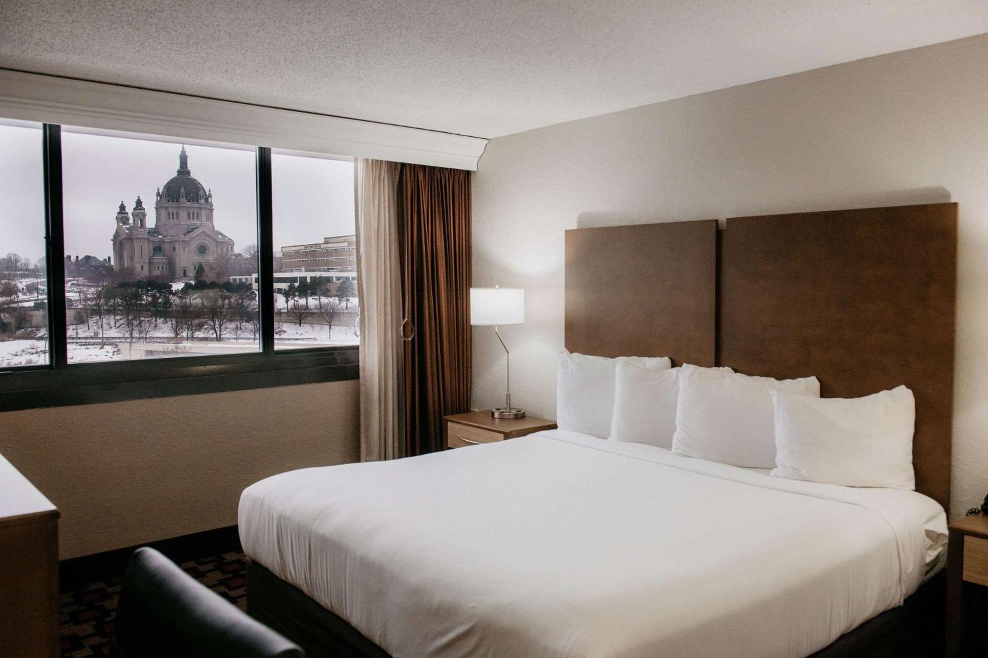 Radisson Hotel St Paul Downtown Сейнт Пол Екстериор снимка