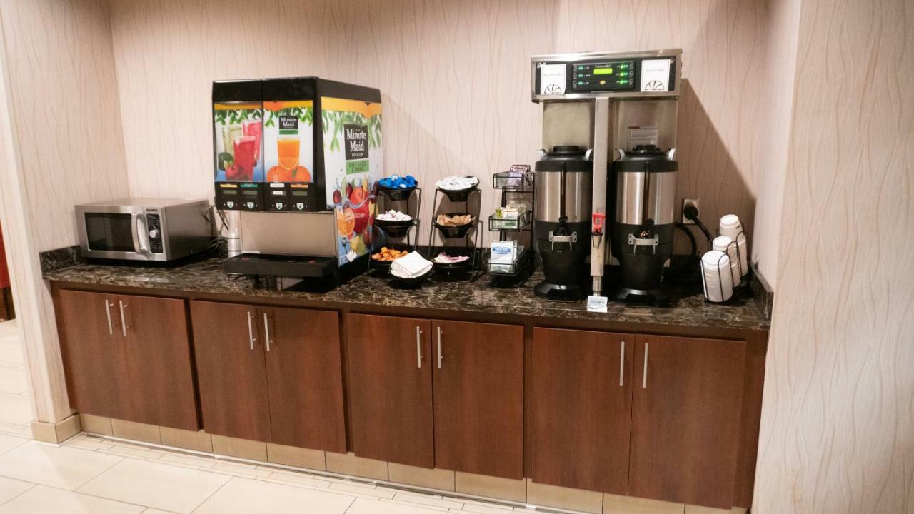 Radisson Hotel St Paul Downtown Сейнт Пол Екстериор снимка